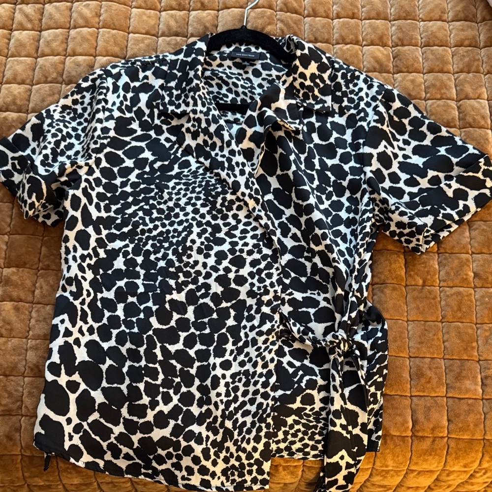 Who What Wear Short Sleeve Tie Blouse